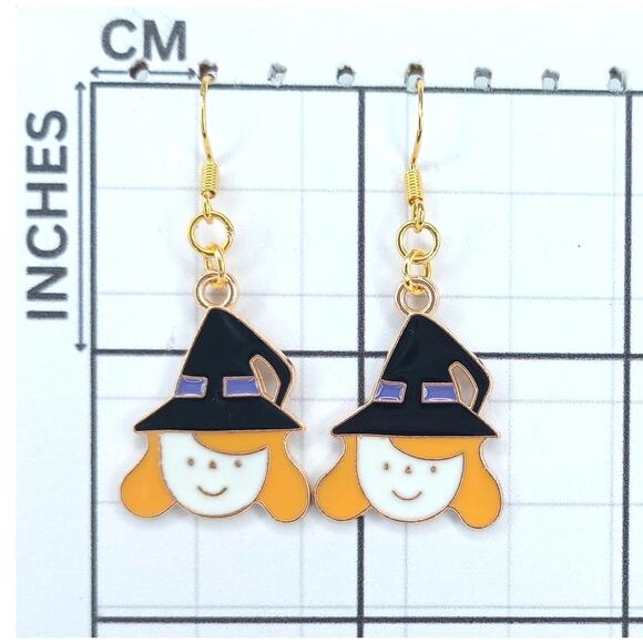 Halloween Witch Earrings 🧙‍♀️✨ - Picture 3 of 4